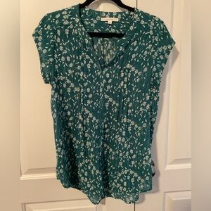 Fun 2 Fun Green Alvena Split Neck Blouse Size Large